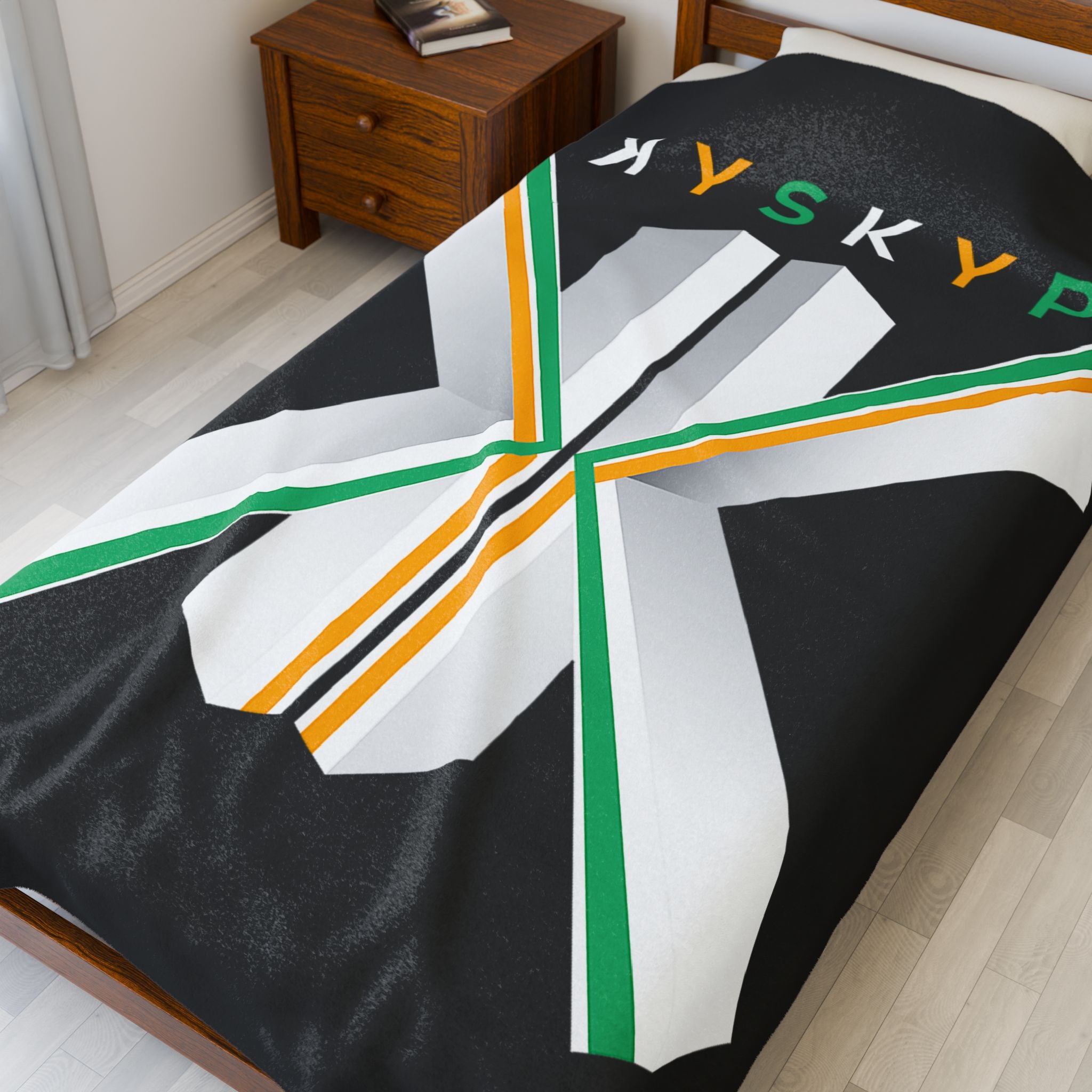 KISKIP Velveteen Plush Blanket