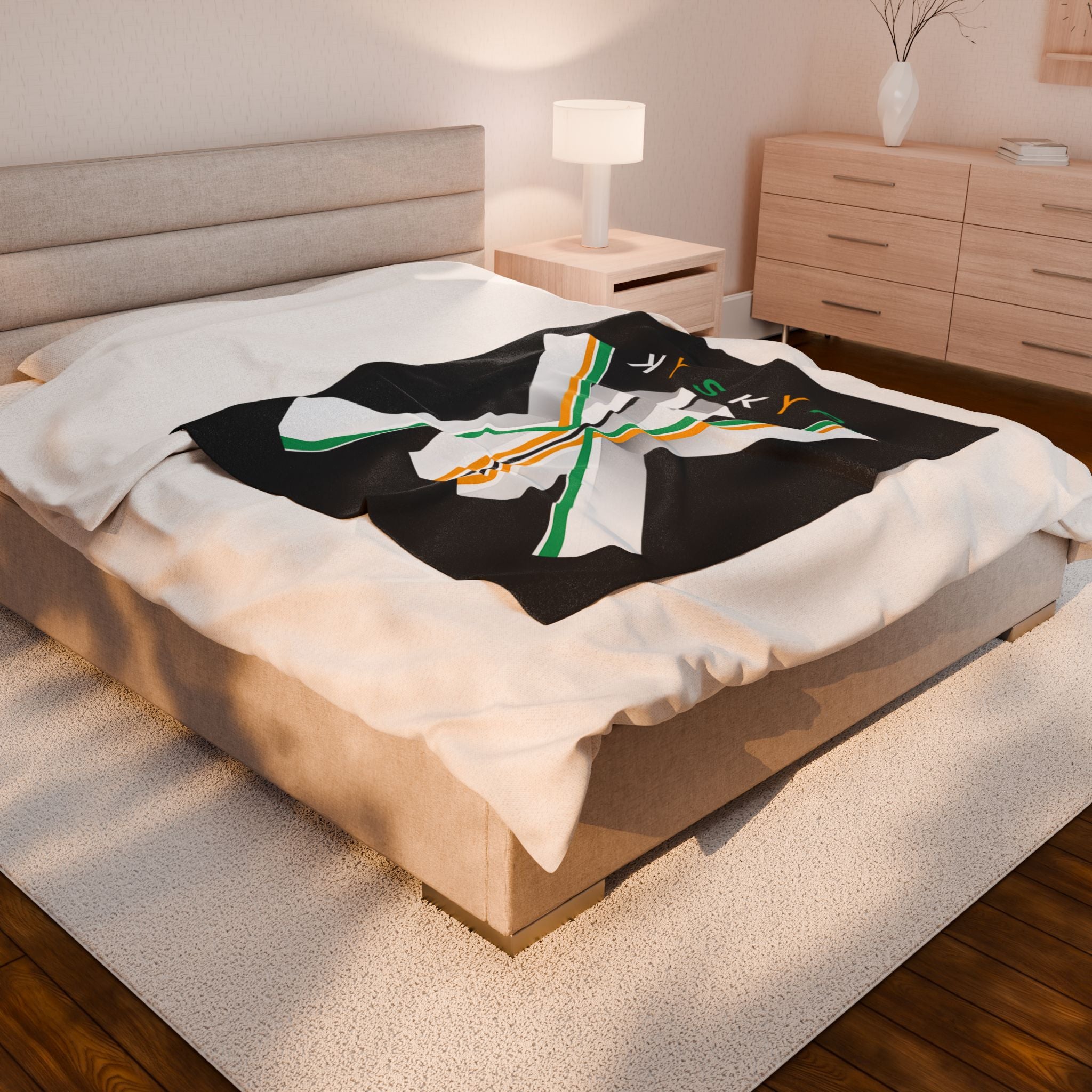 KISKIP Velveteen Plush Blanket